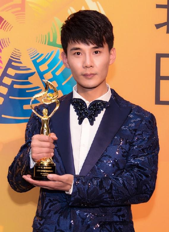 演员秦，演艺之路的闪耀之星